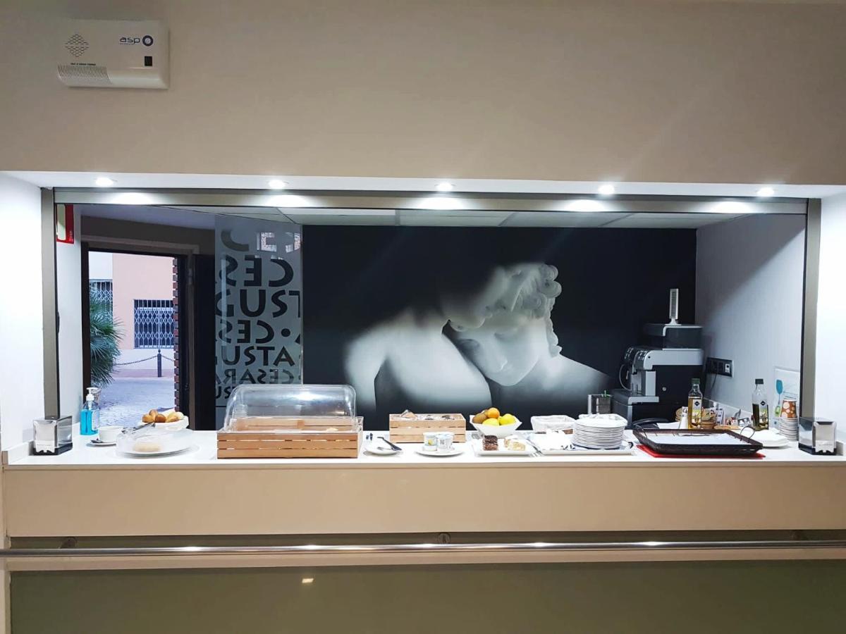 Cesaraugusta Hotel Сарагоса Екстериор снимка