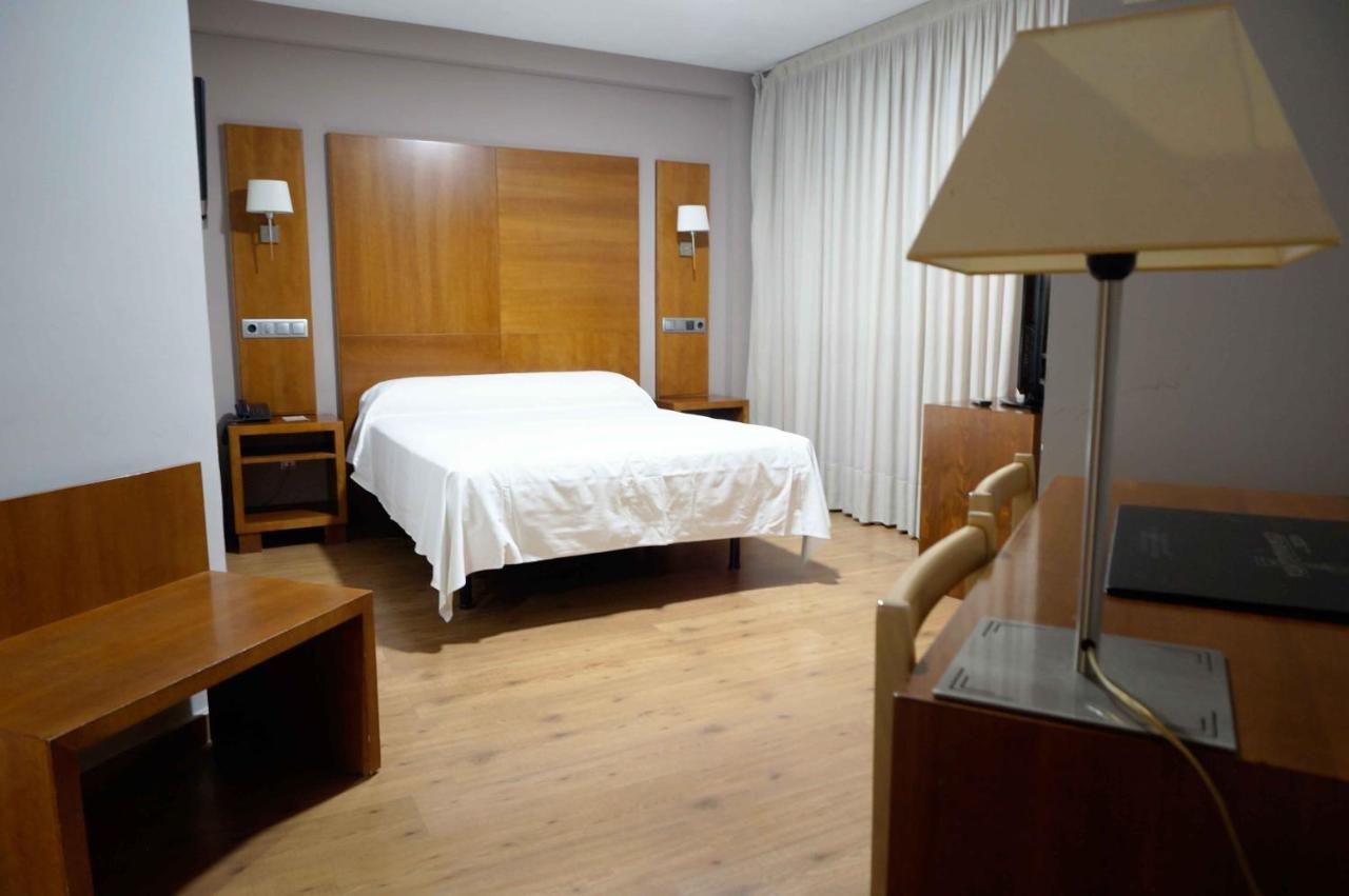 Cesaraugusta Hotel Сарагоса Екстериор снимка