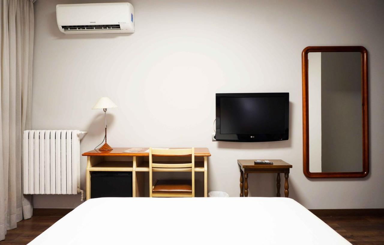 Cesaraugusta Hotel Сарагоса Екстериор снимка