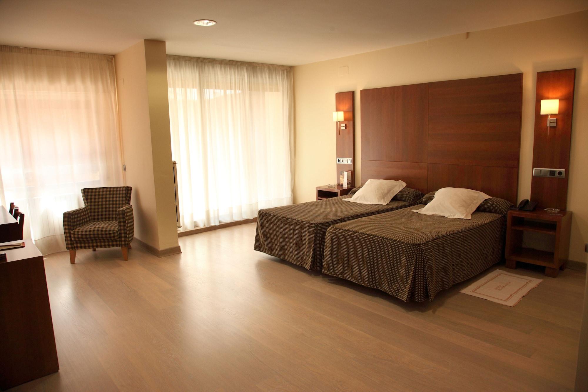 Cesaraugusta Hotel Сарагоса Екстериор снимка
